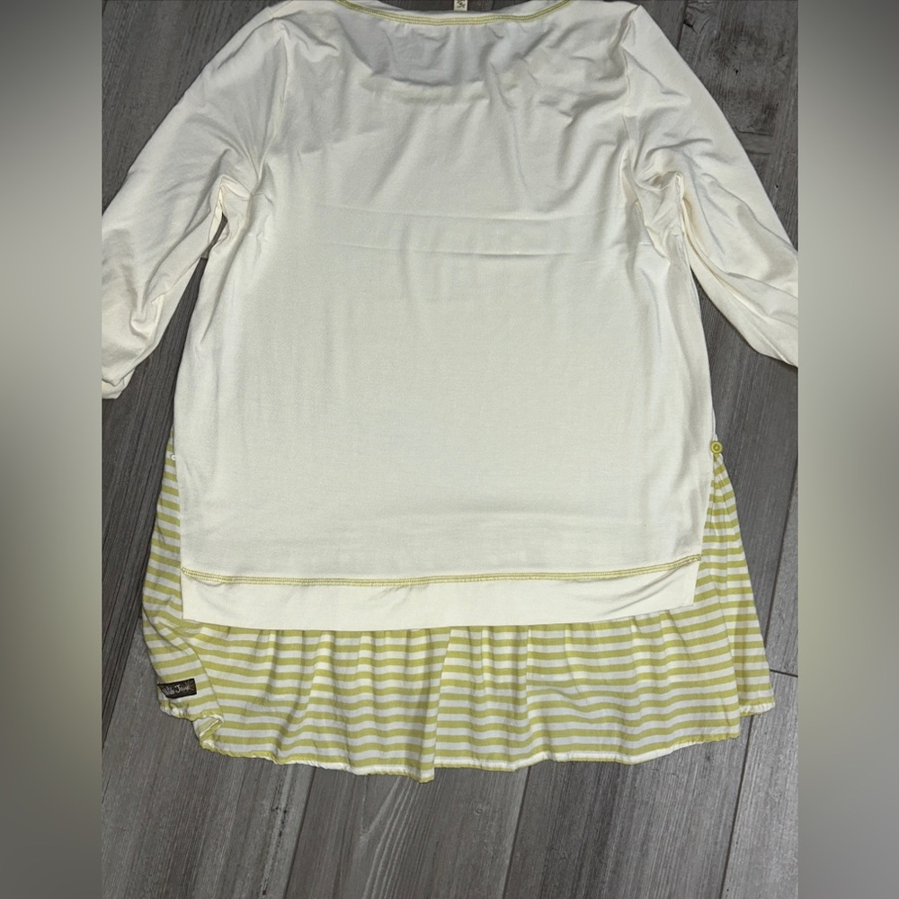 LN Matilda Jane Women’s Cream Green Stripe Tunic Ruffle Hem Stretch Tee Medium